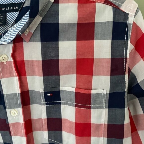 Tommy Hilfiger NWT Boy's Plaid Button Down Dress Shirt Size XL (20) - Picture 4 of 7